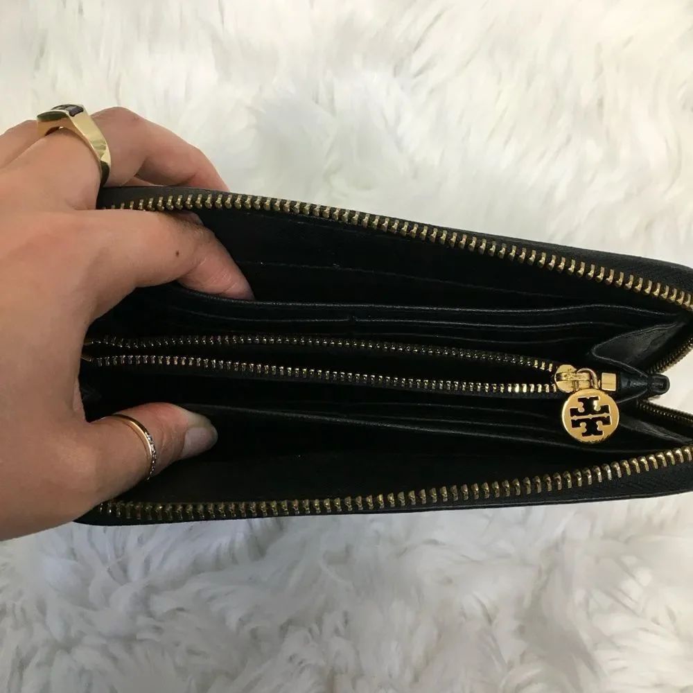 Tory Burch Black Leather Continental Zip Wallet - Picture 12 of 16